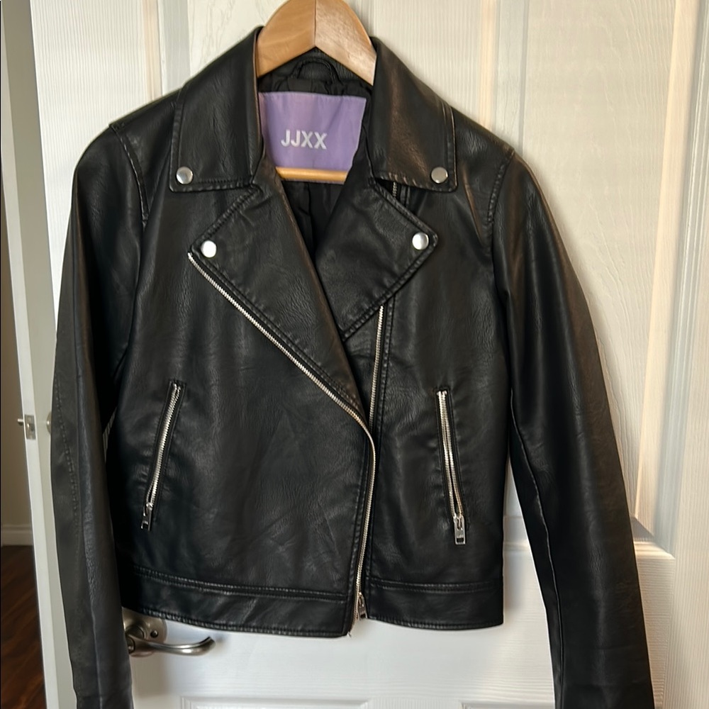 Classic Black Leather Moto Jacket with Asymmetrical Zipper